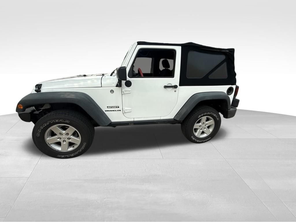 Used 2013 White Jeep Sport image 3