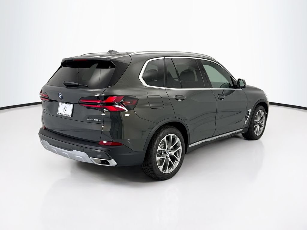 New 2026 Gray Metallic BMW xDrive50e image 5