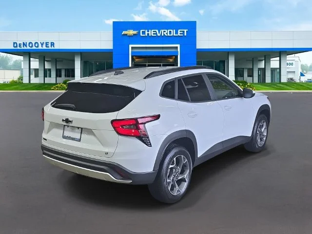 2026 Chevrolet Trax LT - Photo 8