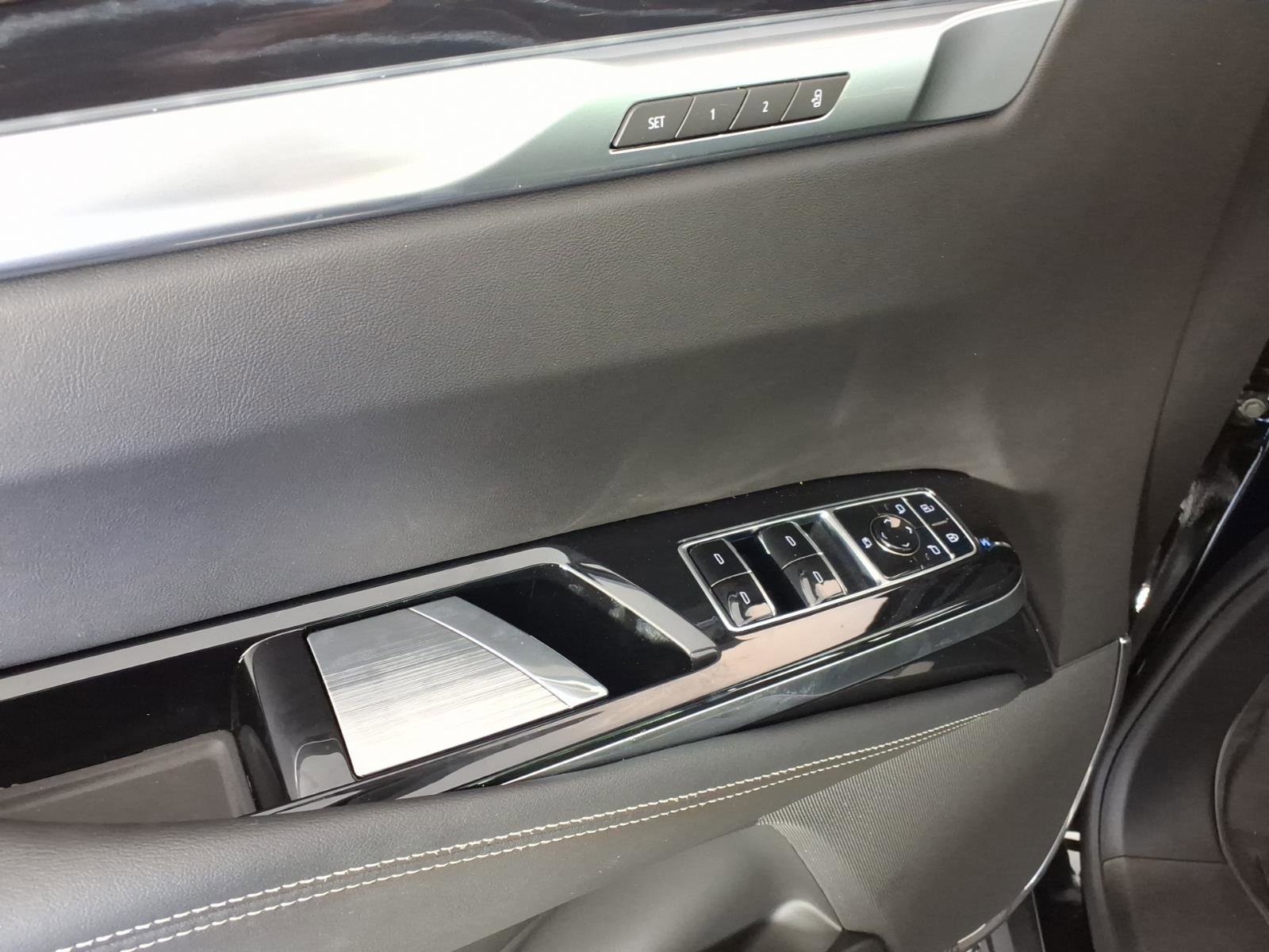 2026 Cadillac Escalade Sport - Photo 13