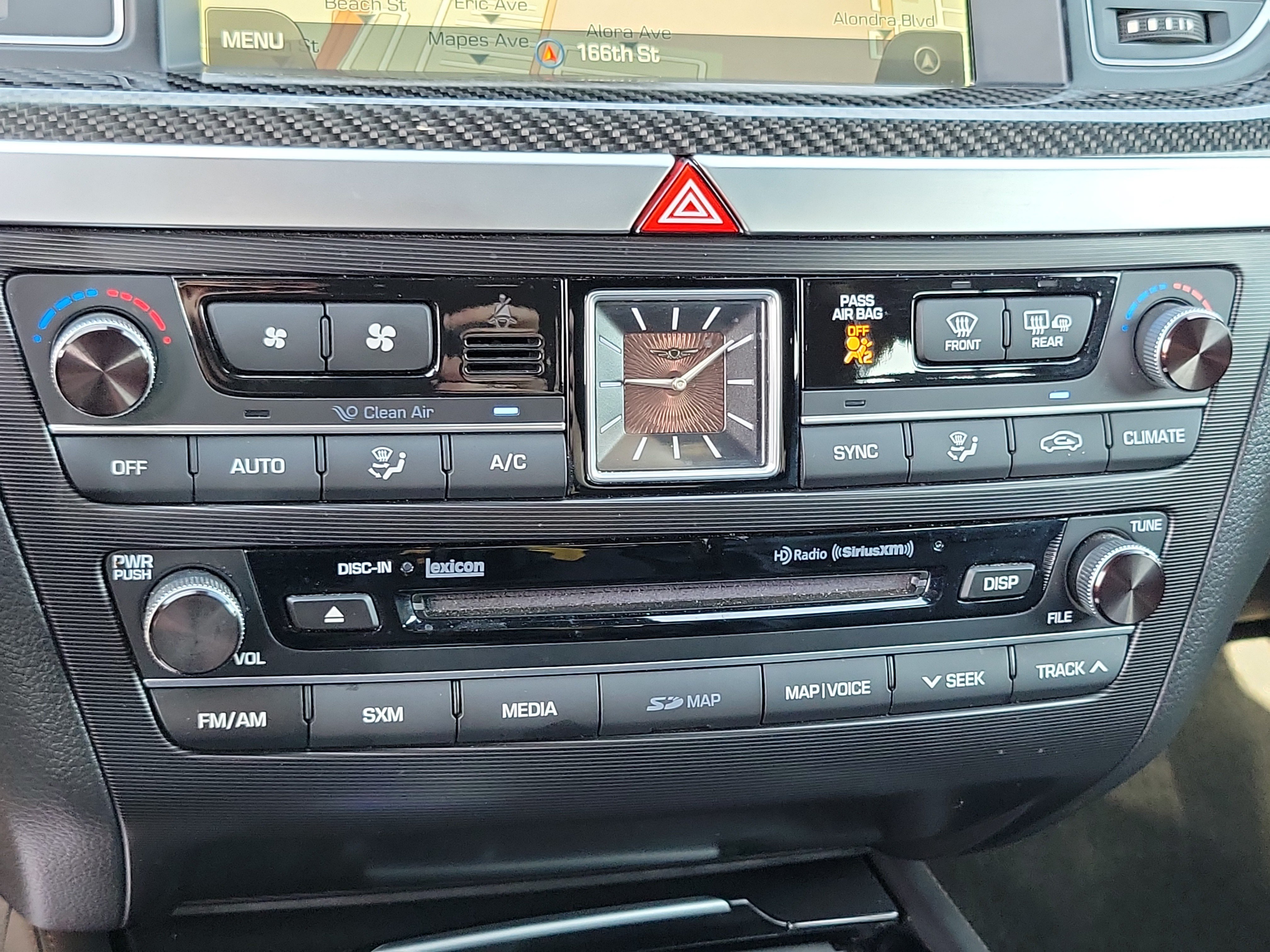 Used 2019 Himalayan Gray Genesis 3.3T Sport image 16