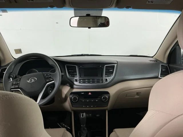 Used 2017 Red Hyundai SE image 22