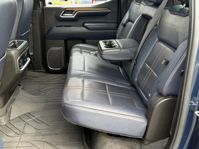 Used 2022 Glacier Blue Metallic Chevrolet High Country image 7