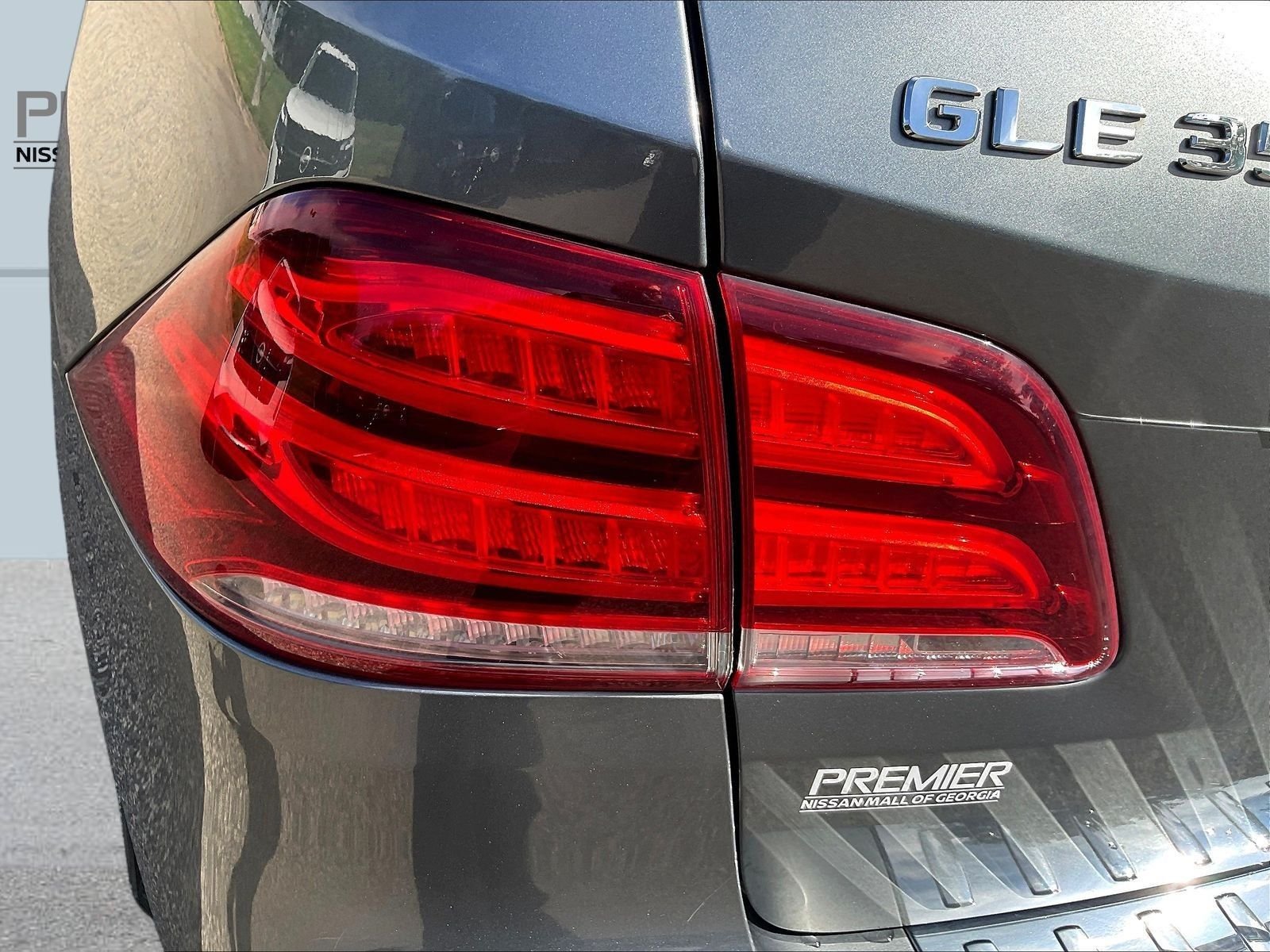 Used 2018  Mercedes-Benz GLE 350 image 25