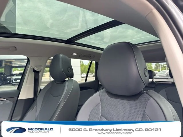 Used 2025 Gray Volkswagen 2.0T SE image 12