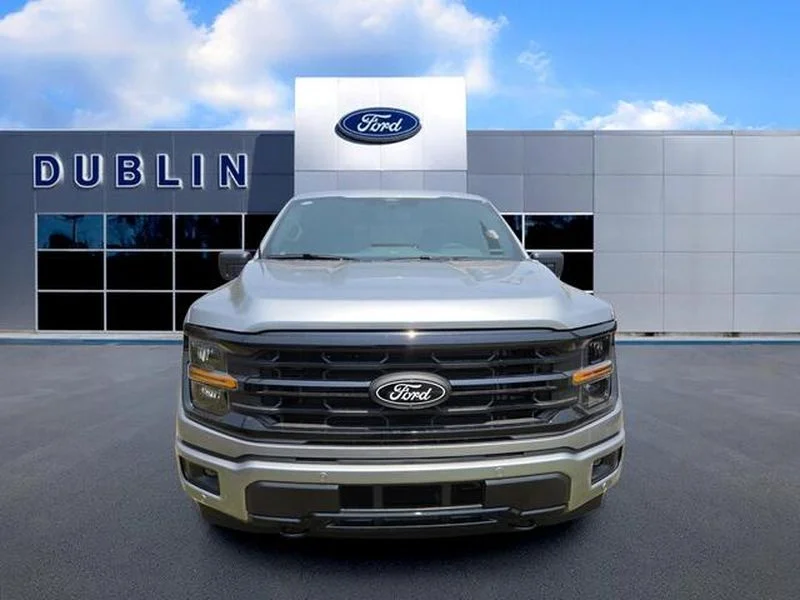 New 2026 Iconic Silver Metallic Ford XLT image 2