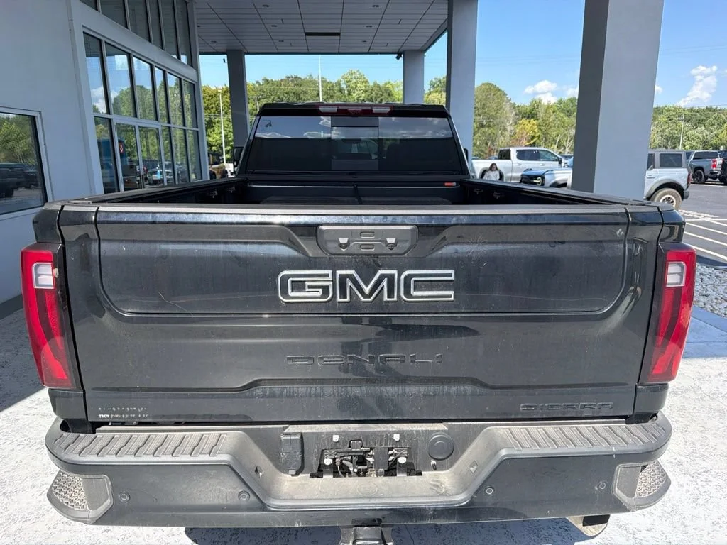 Used 2026 Onyx Black GMC Denali DRW image 7