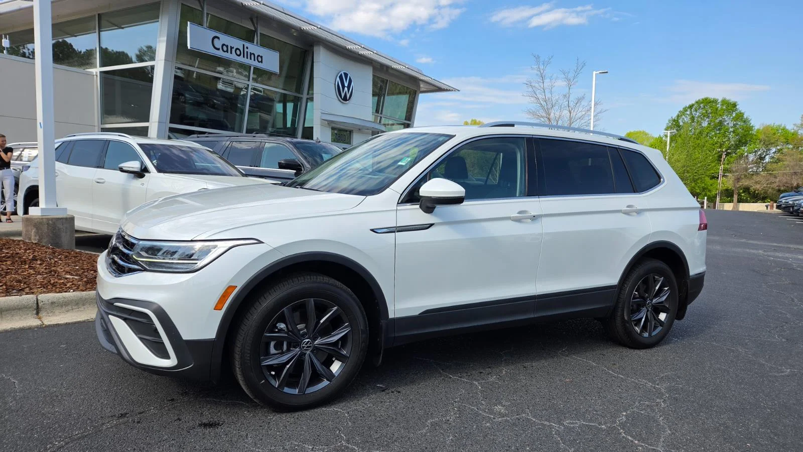 2023 Volkswagen Tiguan SE