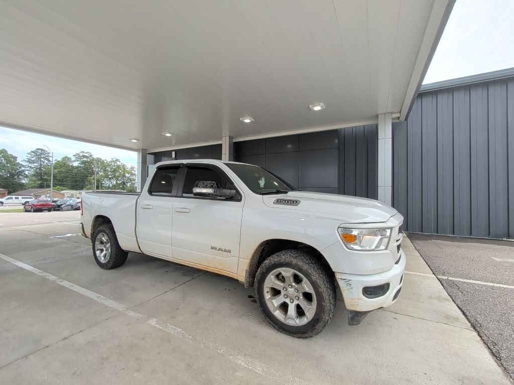 Used 2022 White Ram Big Horn/Lone Star image 4