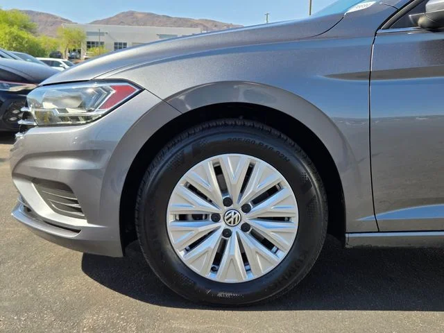 Used 2019 Gray Volkswagen 1.4T S image 9