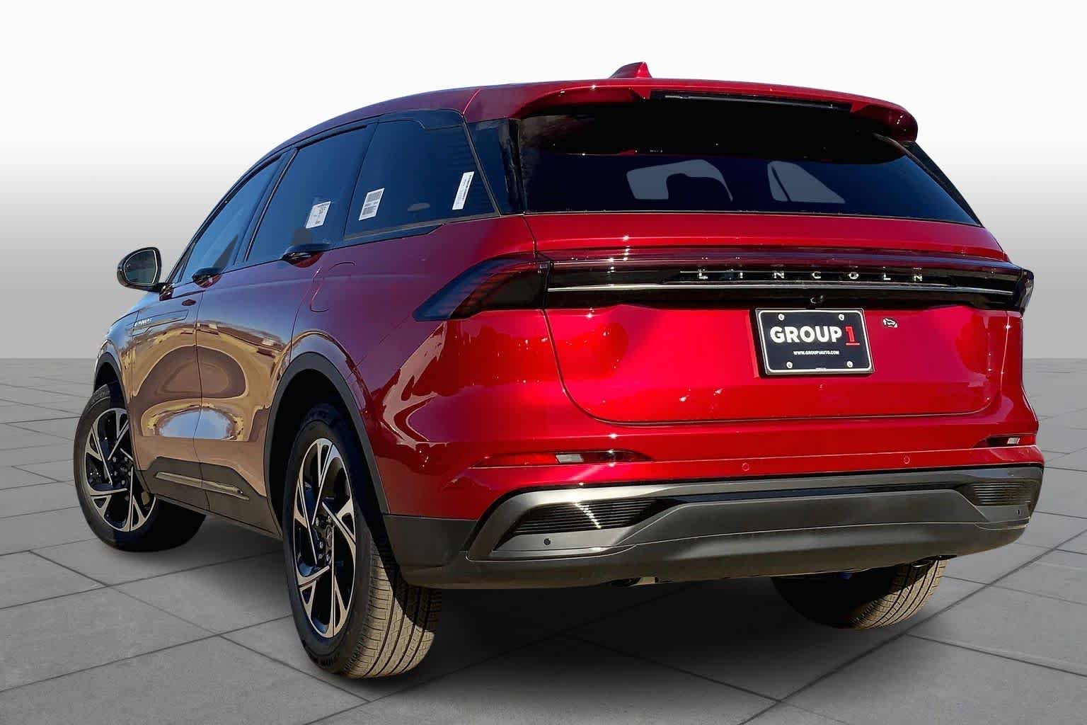 New 2026 Red Carpet Metallic Tinted Clearcoat Lincoln Premiere image 12