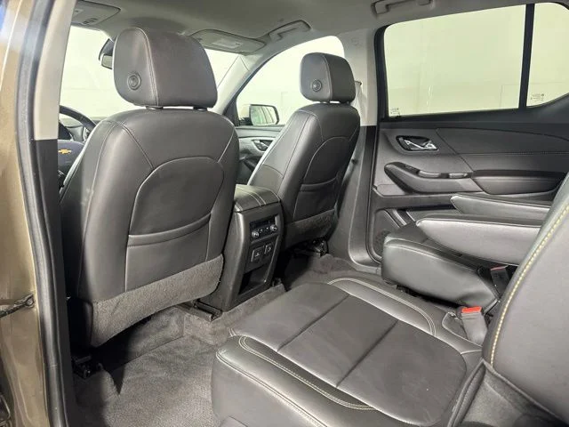 Used 2020 Gray Chevrolet 3LT image 12