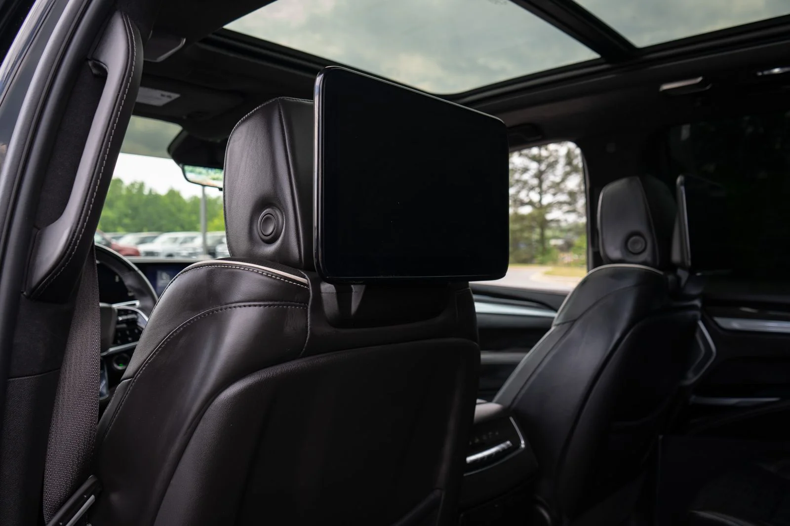 Used 2025 Black Raven Cadillac V-Series image 39