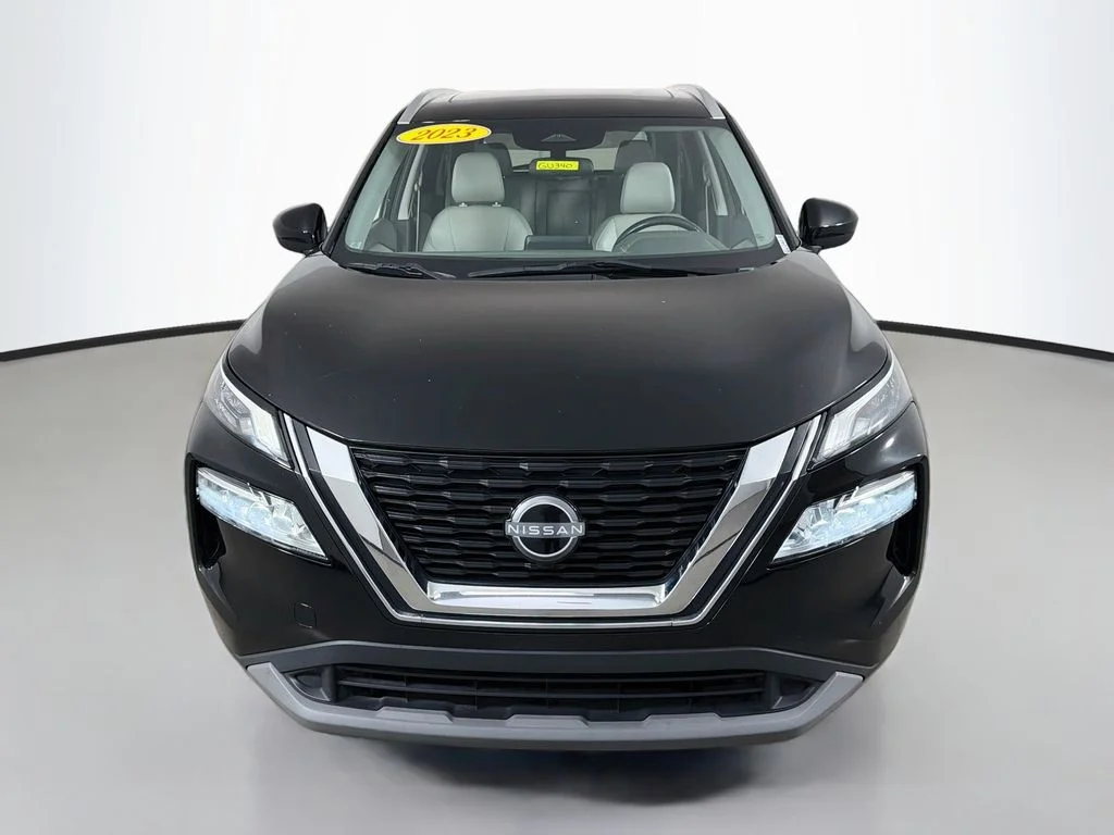 Used 2023 Super Black Nissan SV image 2
