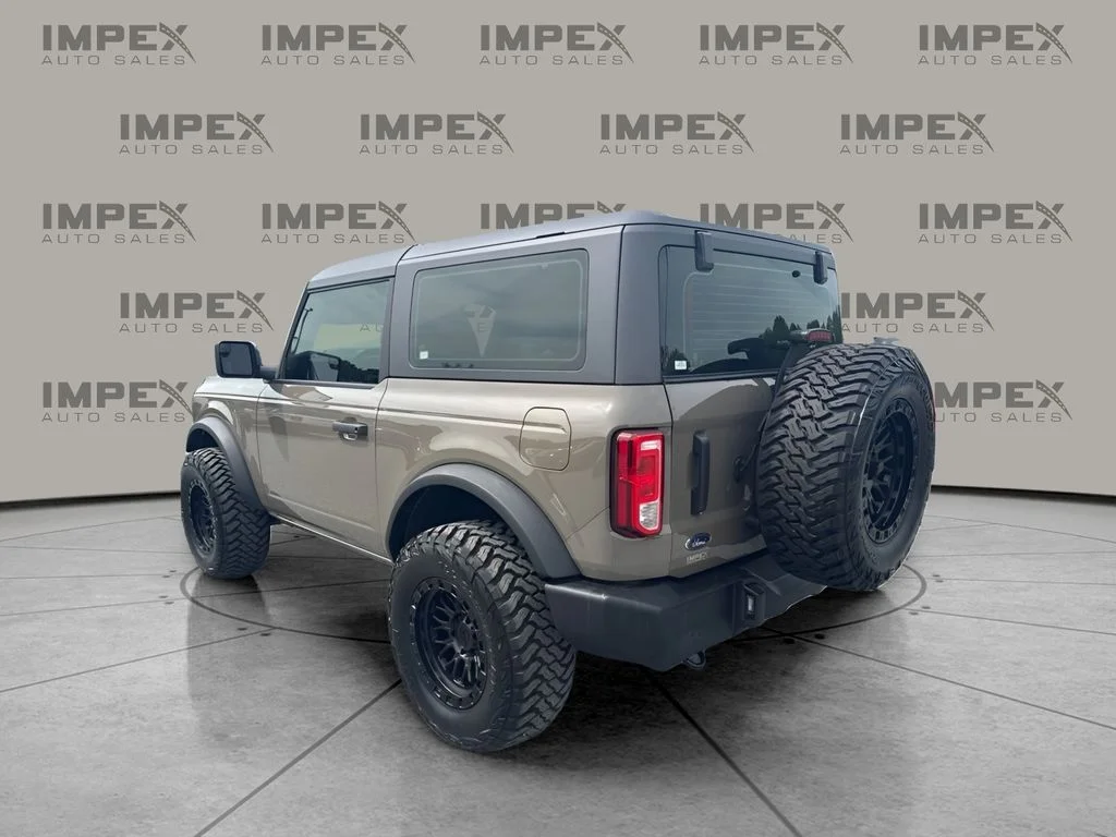 Used 2025 Gray Ford Base image 2