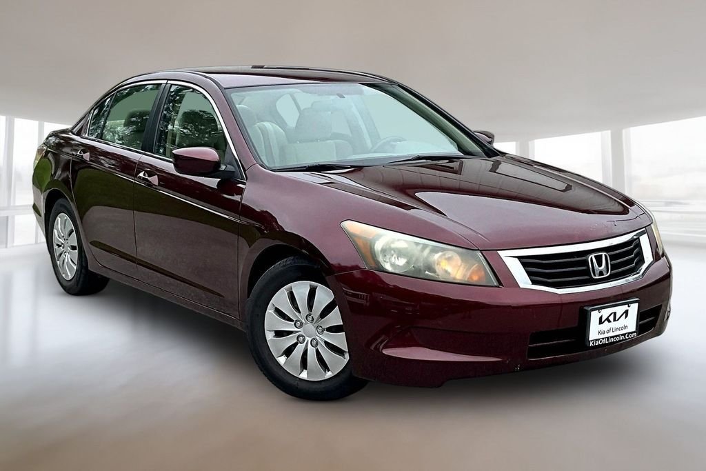 Used 2010 Maroon Honda LX image 3