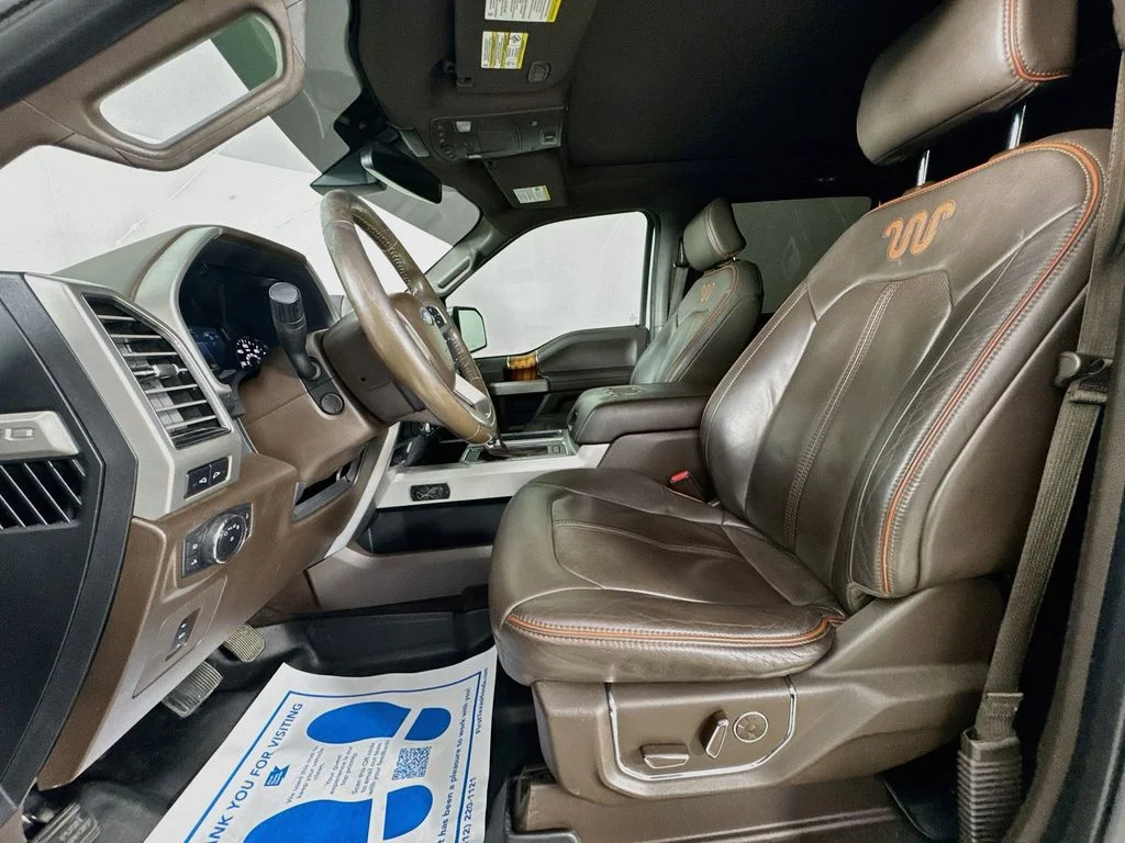 Used 2017 White Platinum Clearcoat Metallic Ford King Ranch image 27