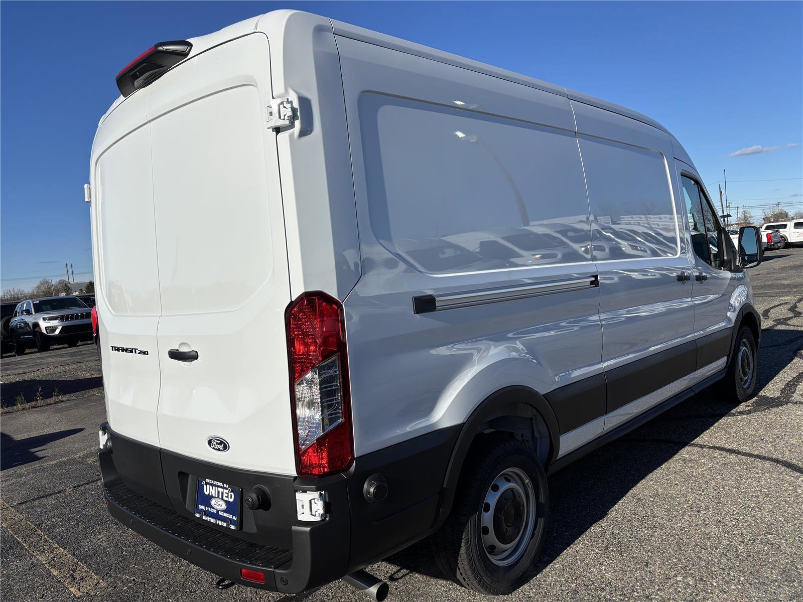 2026 Ford Transit Van Base - Photo 10