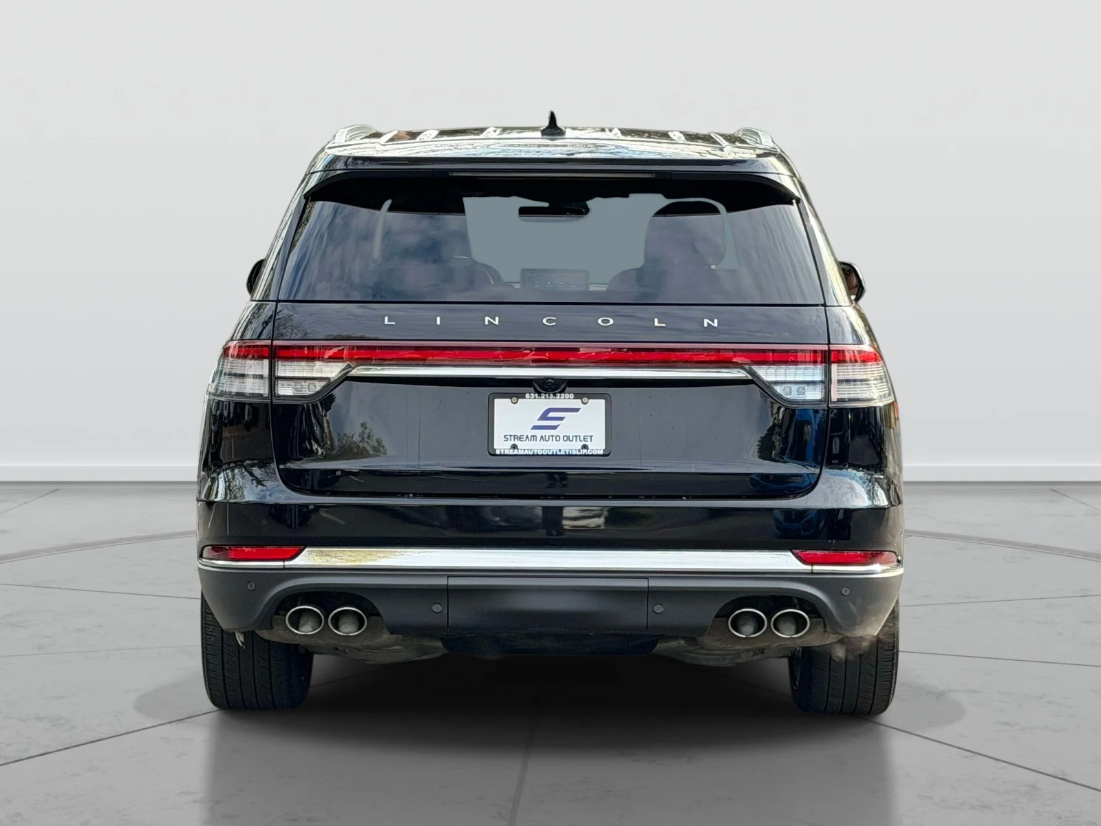 Used 2020 Black Lincoln Reserve image 5