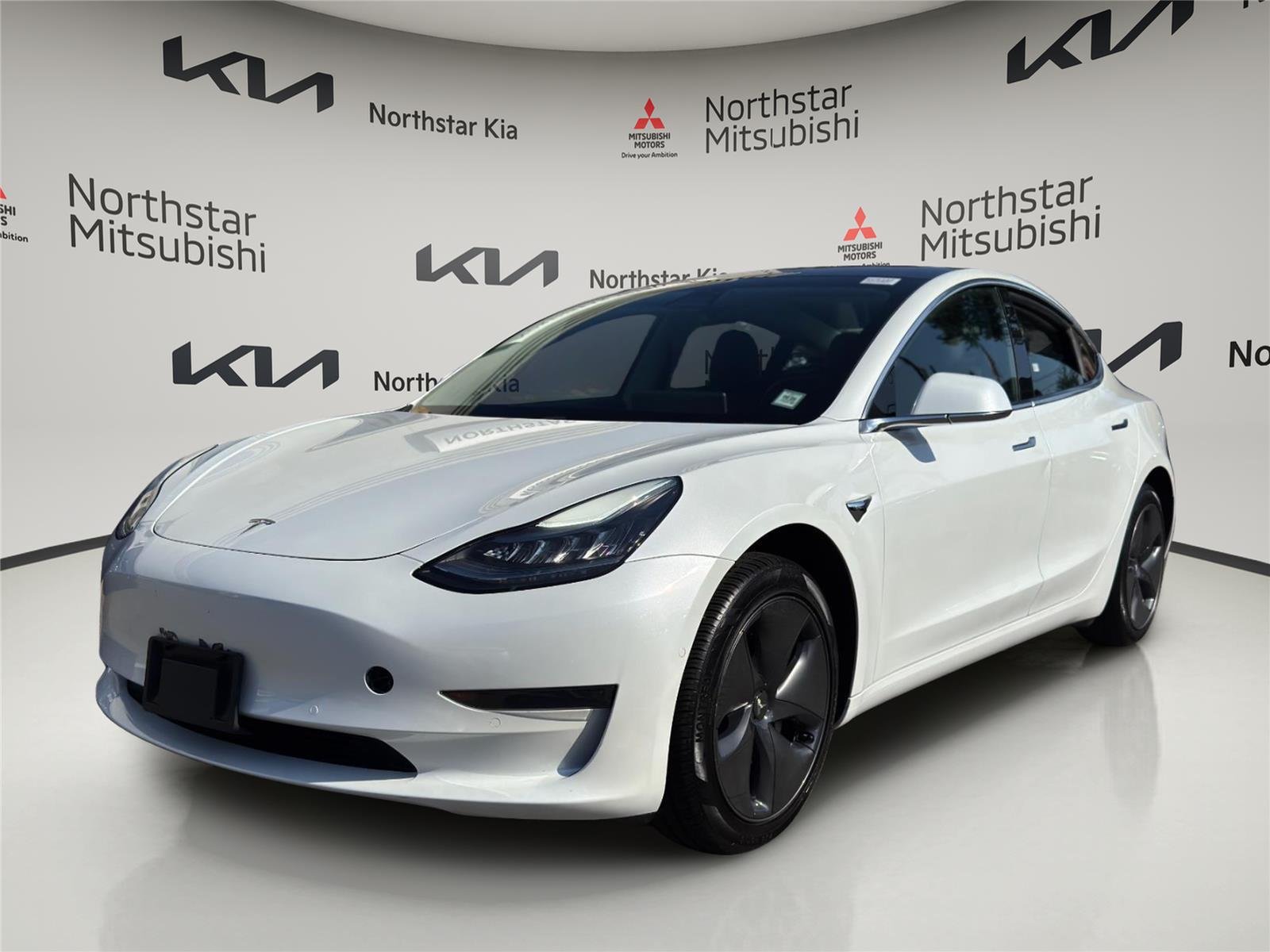 Uーmode FEB／2019 ② NOT FOR SALE Pre-Owned 2019 Tesla Model 3 Mid Range Sedan For Sale in Queens
