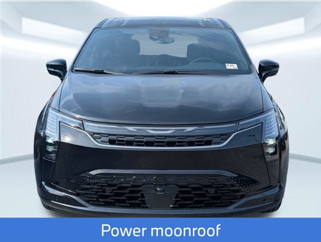 New 2027 Diamond Black Crystal Pearl-Coat Exterior Paint Chrysler Limited image 11