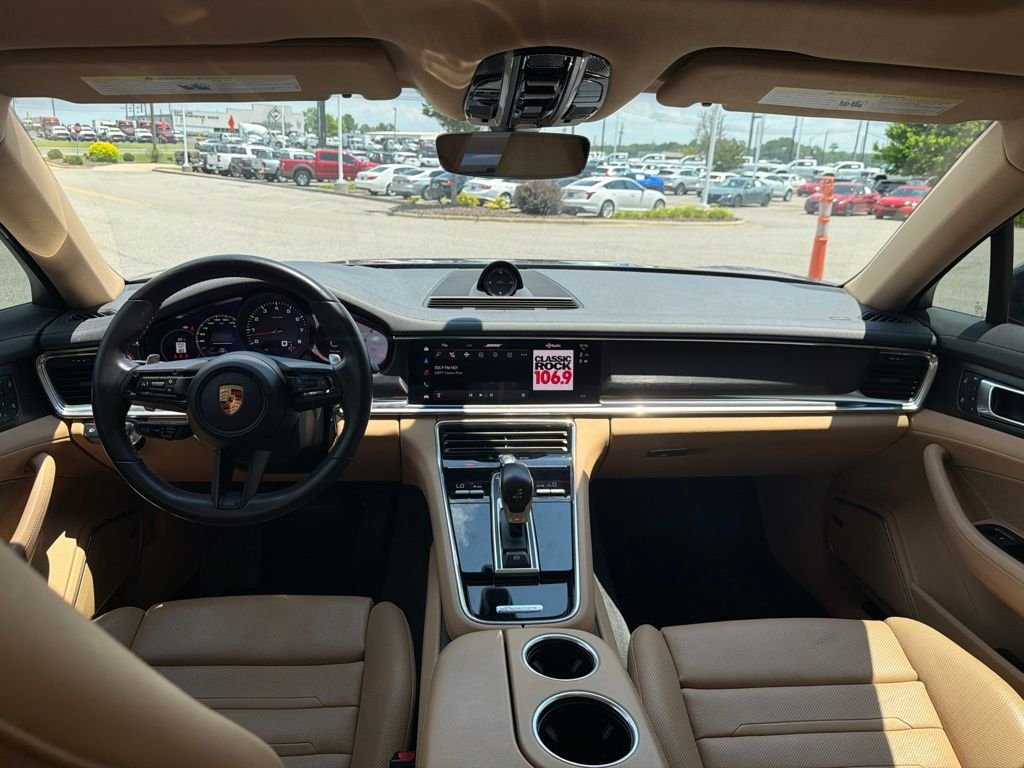 Used 2023  Porsche 4 Platinum Edition image 27