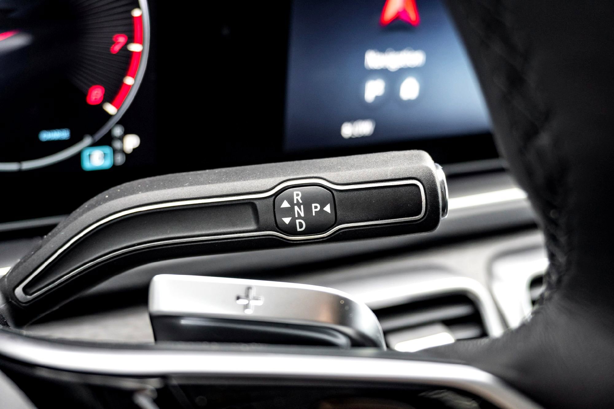 New 2026 MANUFAKTUR Alpine Grey Mercedes-Benz GLE 580 image 18