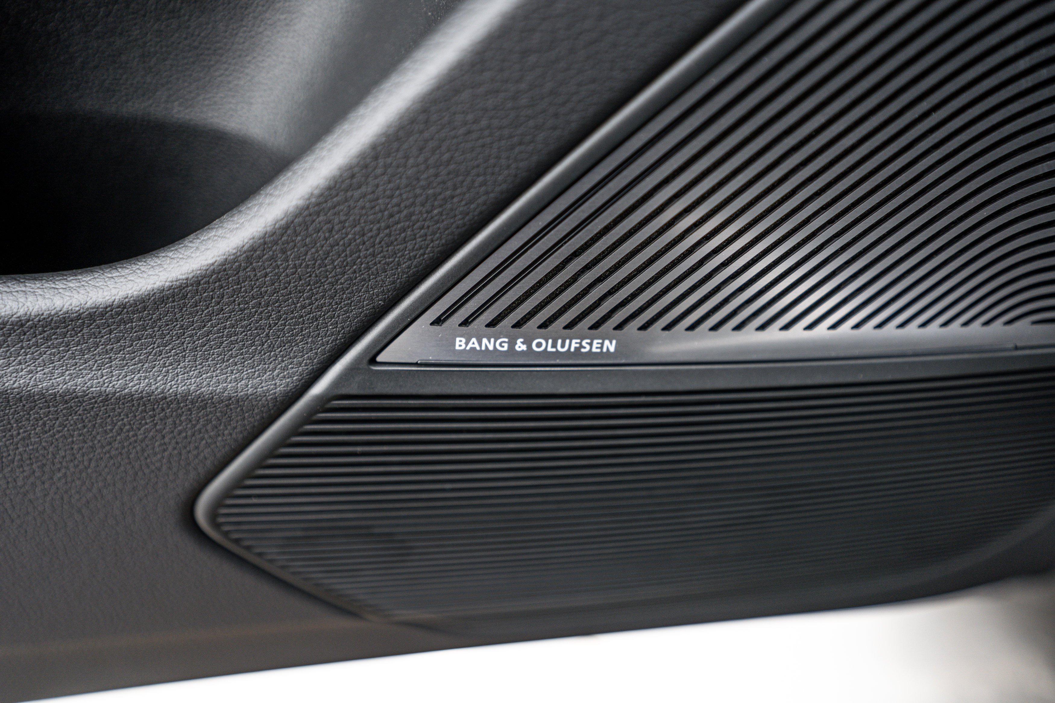 New 2026 DAYTONA GRAY Audi performance image 16