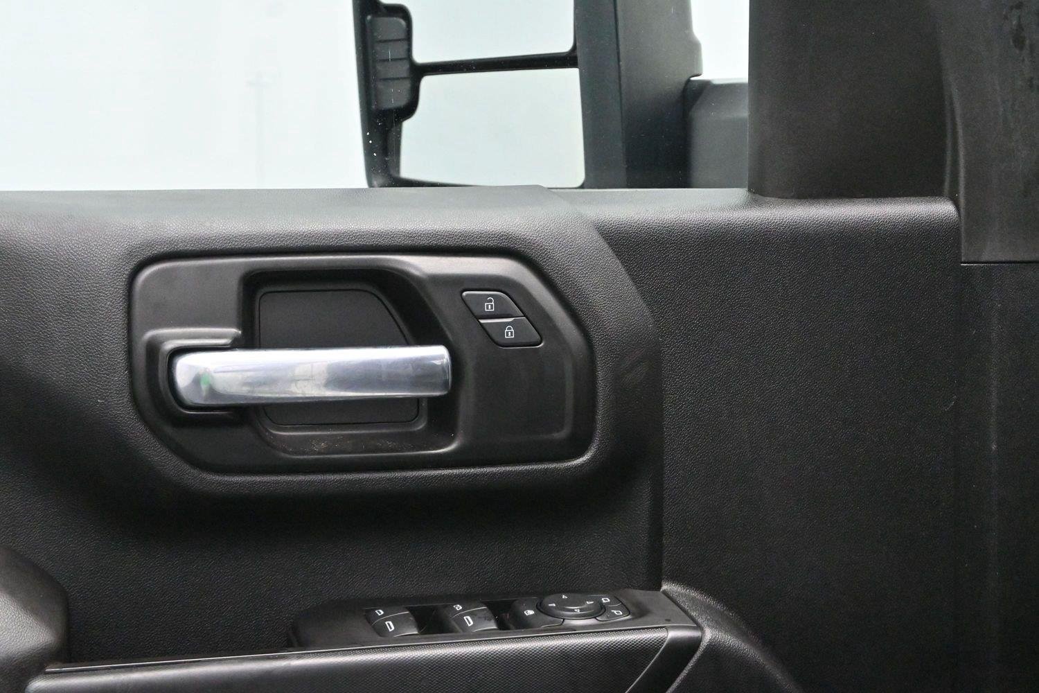 Used 2021 SUMMIT WHITE Chevrolet Work Truck image 9