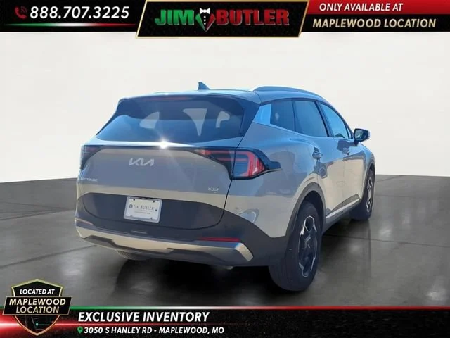 Used 2026  Kia EX image 4