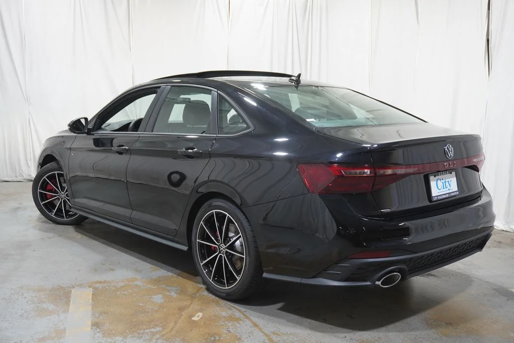 New 2027  Volkswagen 2.0T Autobahn image 8