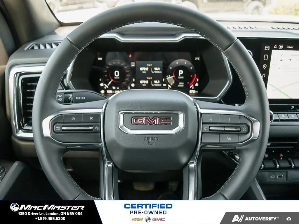 Used 2025  GMC Elevation image 17