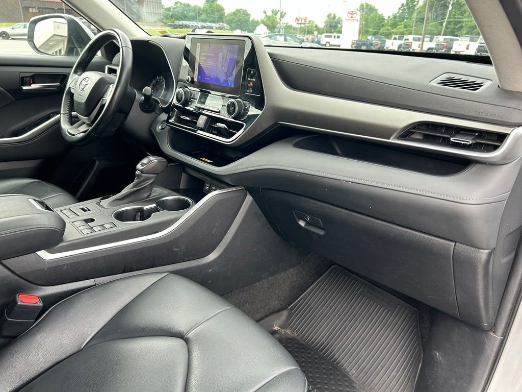 2023 Toyota Highlander XLE - Photo 41