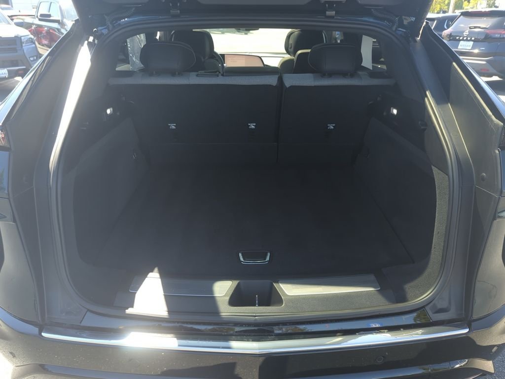 Used 2024 Green Cadillac Tech image 26