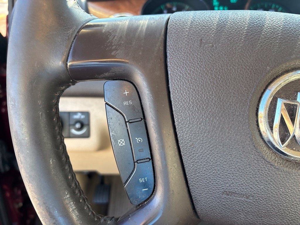 Used 2011  Buick CXL image 19