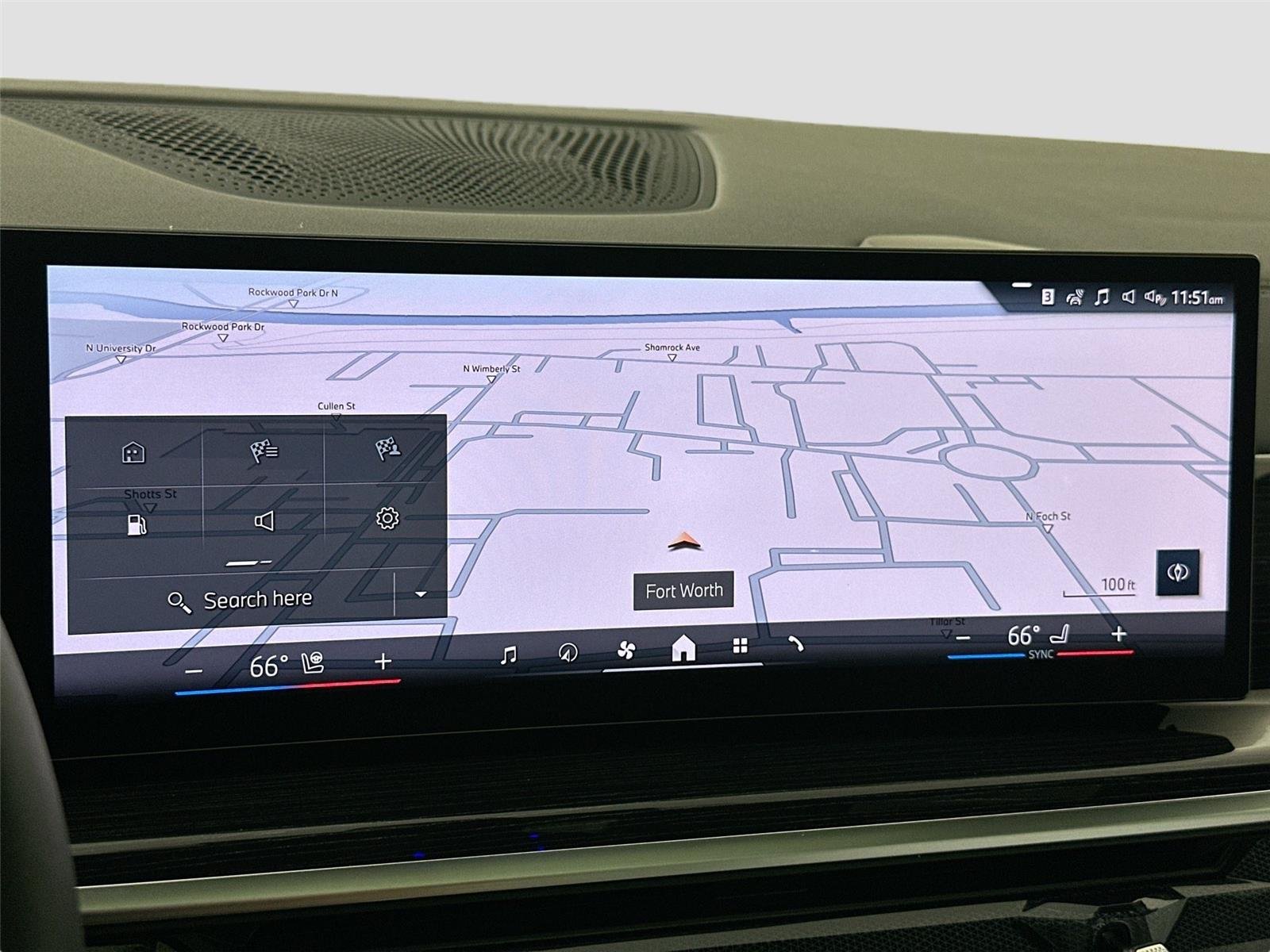 2026 BMW X7 40i - Photo 14