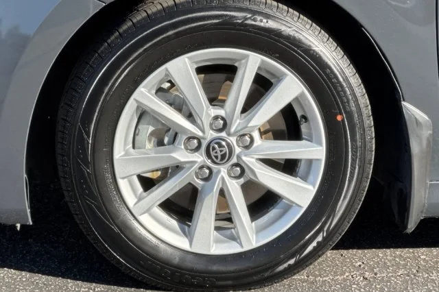 Certified Used 2026  Toyota LE image 33