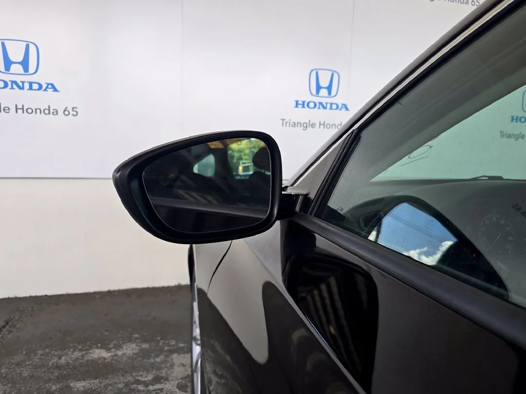 Used 2022 Black Honda LX image 23