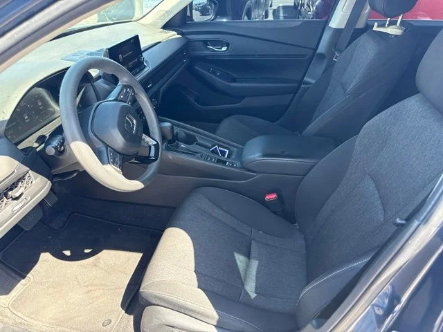 Used 2023 Silver Honda EX image 8