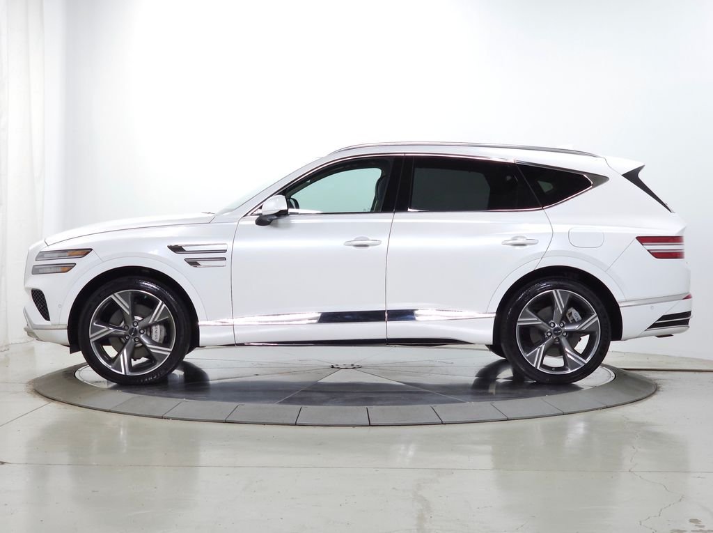Certified Used 2025 White Genesis 3.5T Prestige image 6