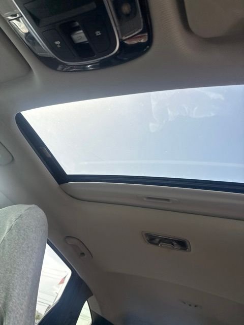 Used 2022 Gray Hyundai SEL image 15