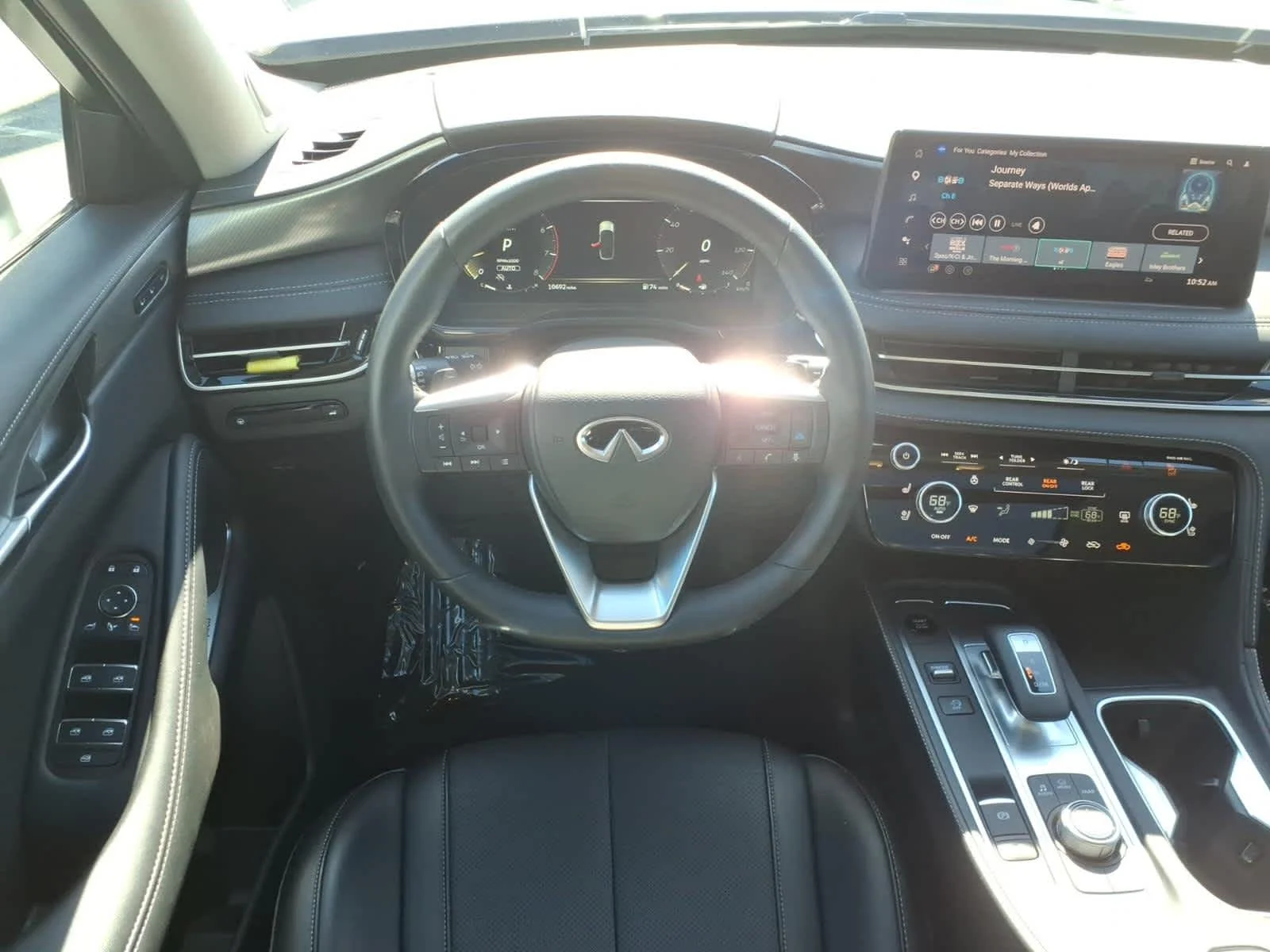 Certified Used 2026 Harbor Gray INFINITI LUXE image 15