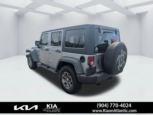 Used 2017 Silver Jeep Unlimited Sport image 5