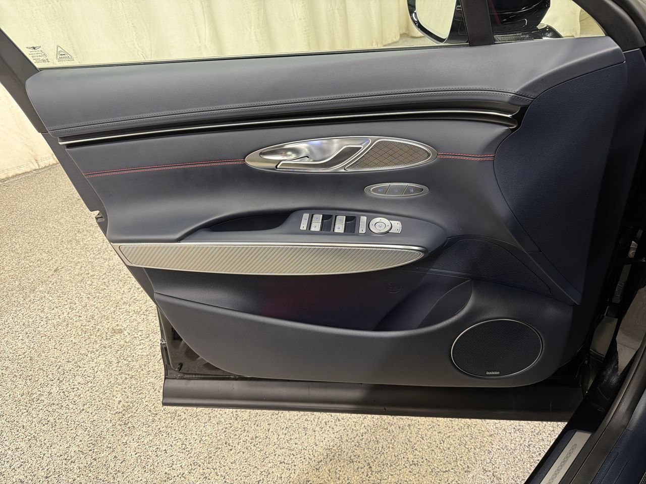 Certified Used 2025 Vik Black Genesis 2.5T Sport Prestige image 18