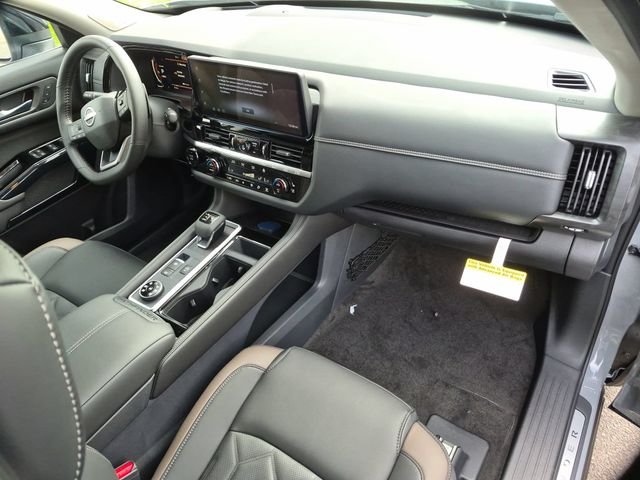 New 2026 Boulder Gray Pearl Nissan Platinum image 28