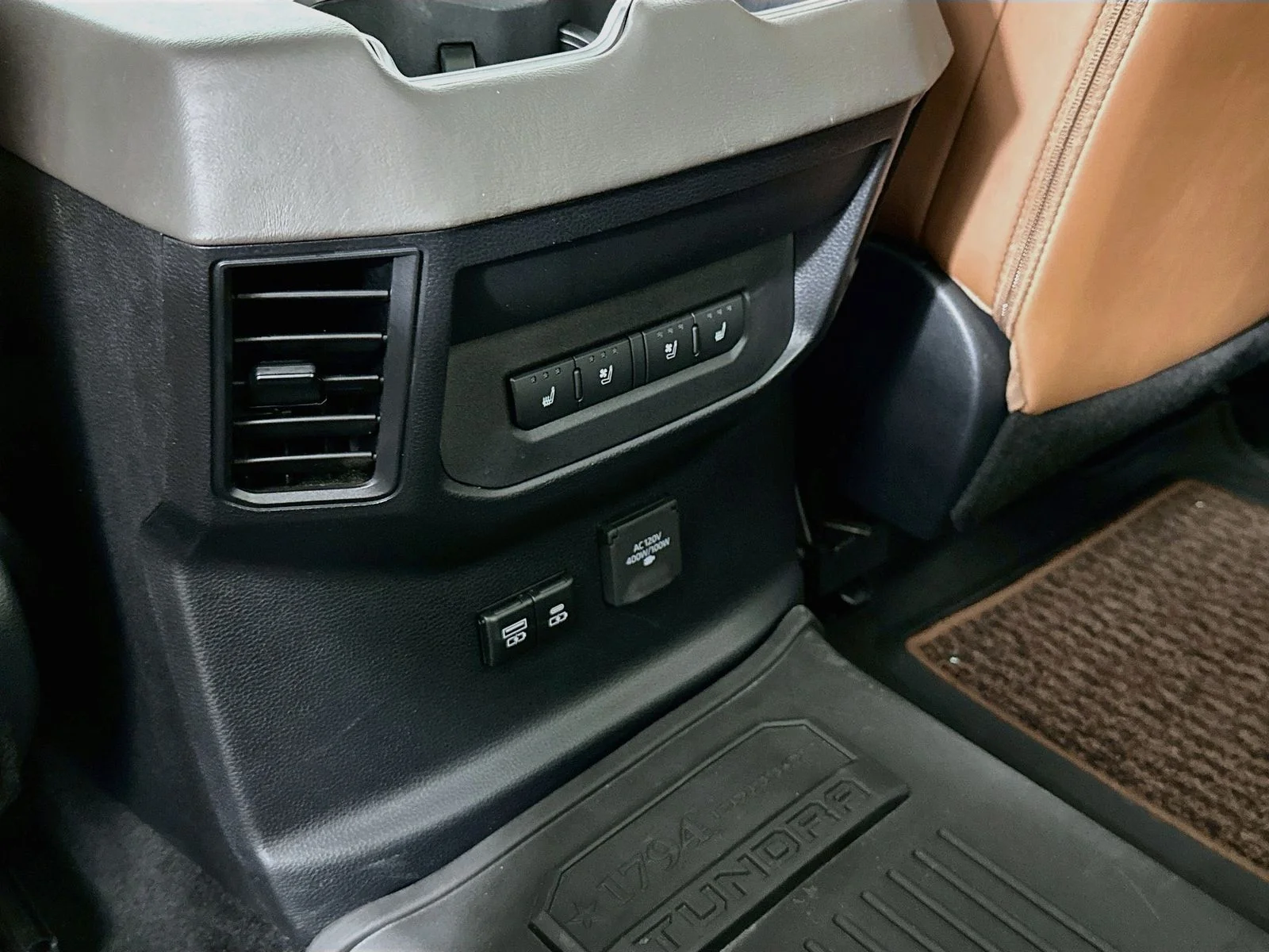 Certified Used 2025  Toyota 1794 image 25