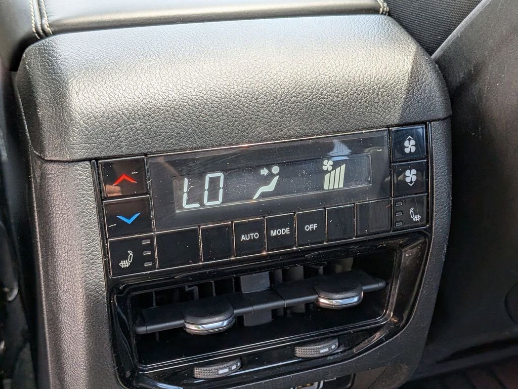 Used 2023 Black Jeep Overland image 29