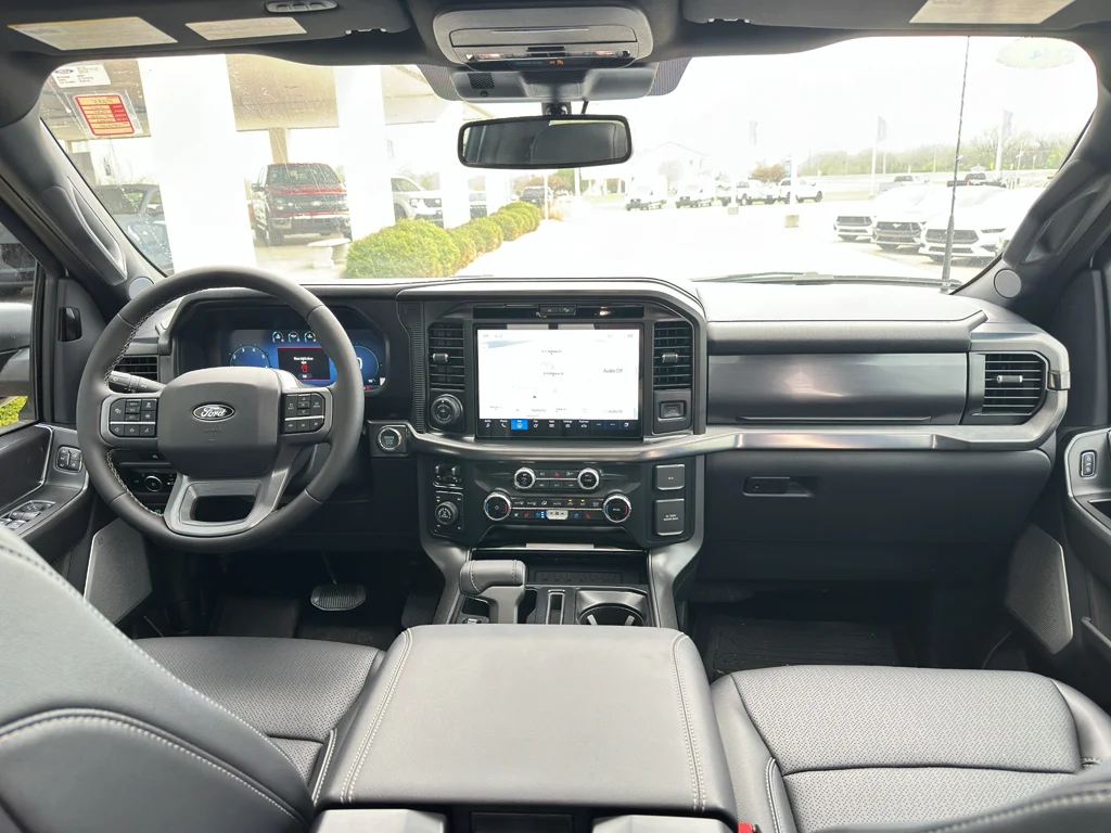2025 Ford F-150 Lariat - Photo 14