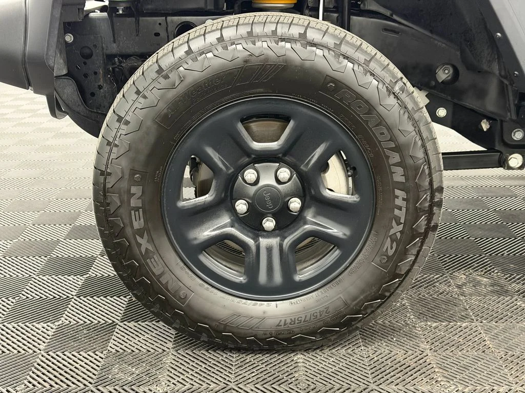 Used 2025 Black Clearcoat Jeep 2-Door Sport 4x4 image 11