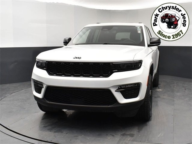 Used 2023 Jeep Grand Cherokee Limited with VIN 1C4RJHBGXPC514315 for sale in Burnsville, Minnesota